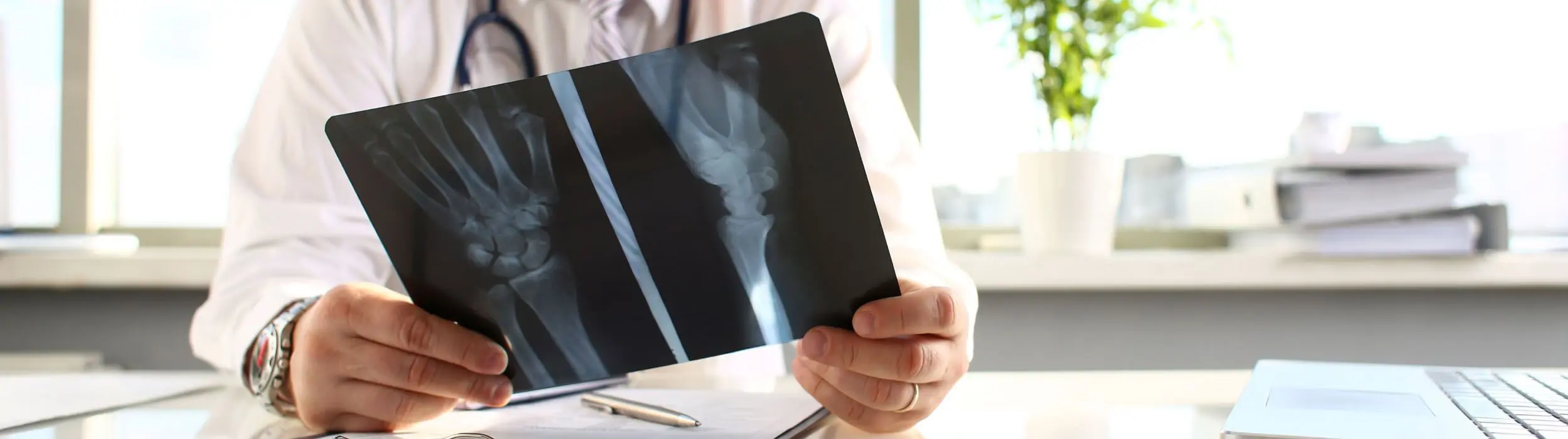 Consulta médica Ortopedista e Traumatologista